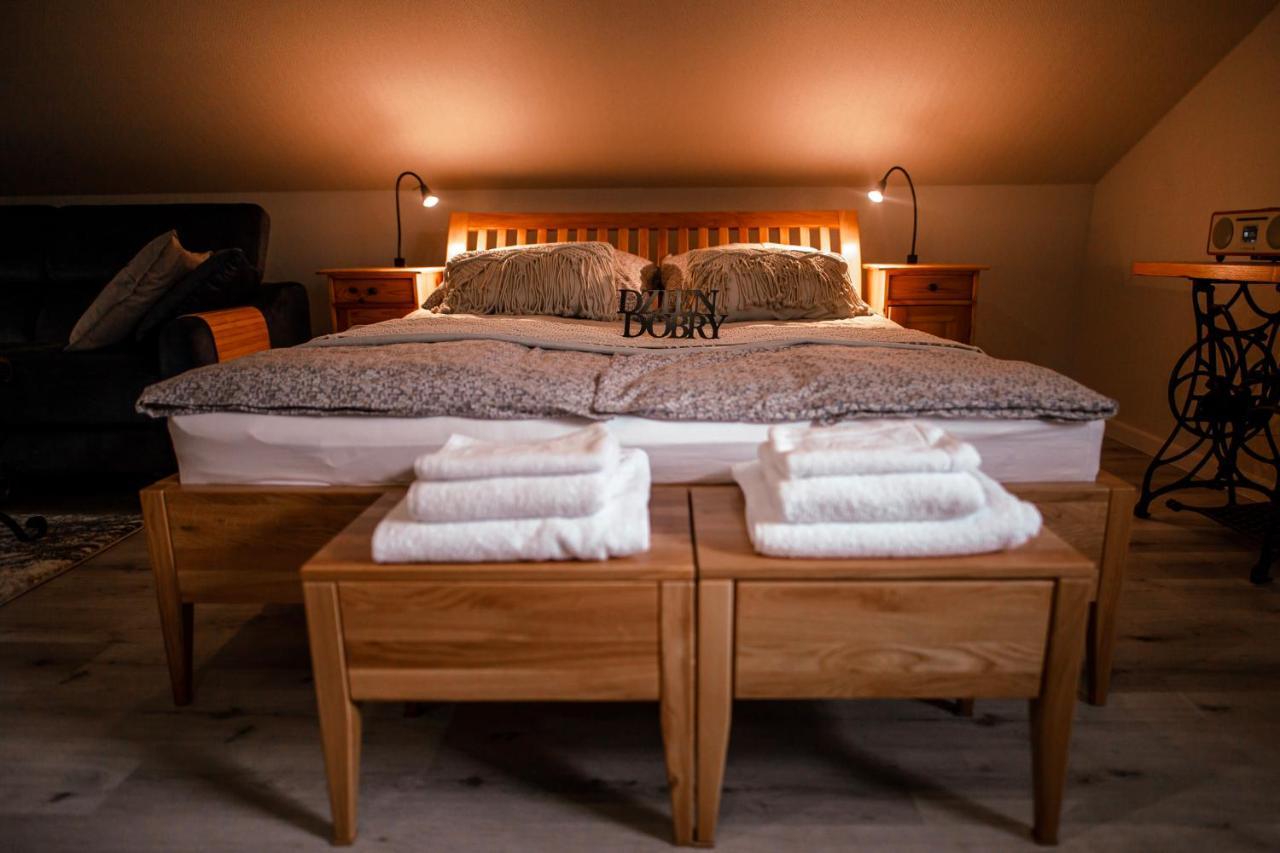 Hortus Apartament Z Klimatyzacja ブンツラウ エクステリア 写真