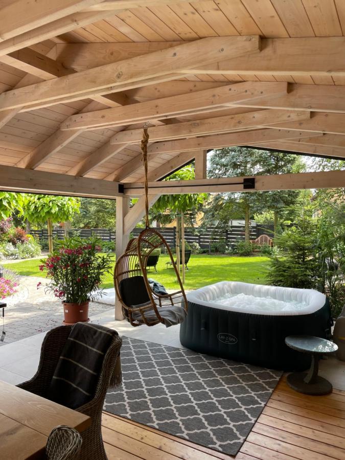 Hortus Apartament Z Klimatyzacja ブンツラウ エクステリア 写真